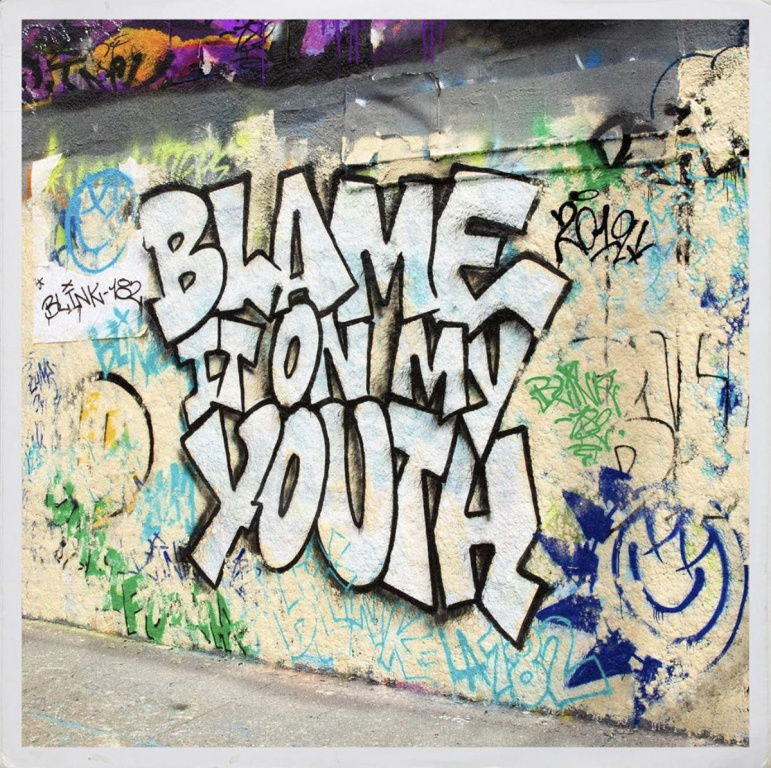 Blink-182 - Blame It On My Youth notas para el fortepiano