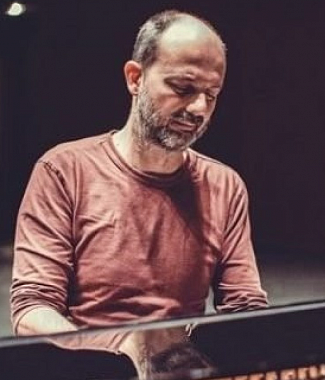 Fabrizio Paterlini notas para el fortepiano
