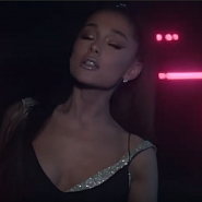 Ariana Grande - R.E.M. notas para el fortepiano